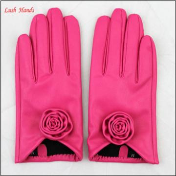 ladies cheap PU leather hand gloves rose with roses