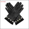 Women&#39;s Pearl-embellished winter leather gloves