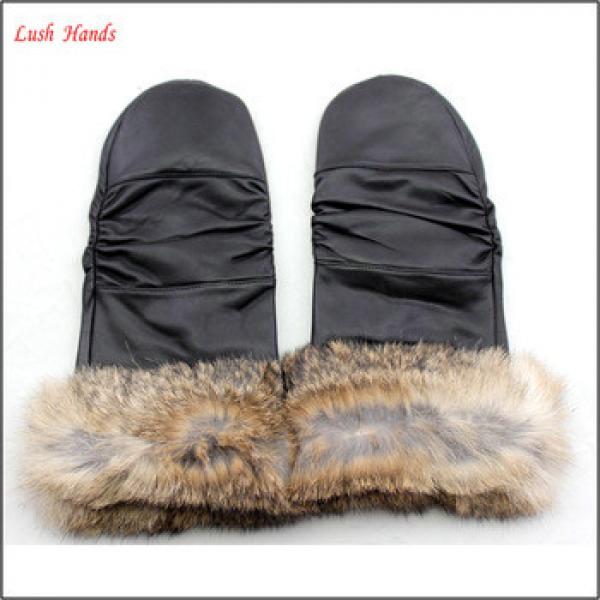 2016 ladies wholesale genuine leather mittens with brown fur #1 image