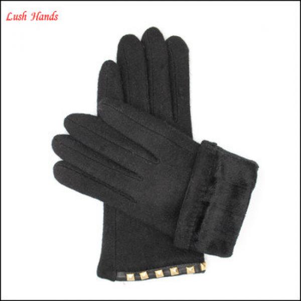 ladies simple woolen gloves decorated with square metal buttons for wholesale #1 image