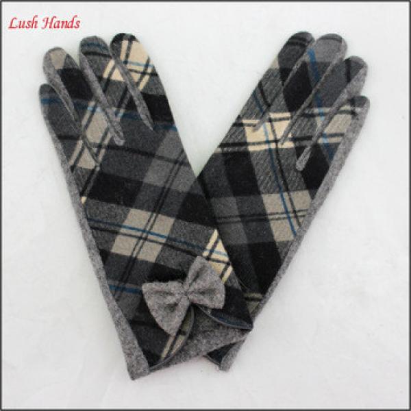 Women&#39;s woollen Tartan back touch screen Gloves with Bow Detail #1 image
