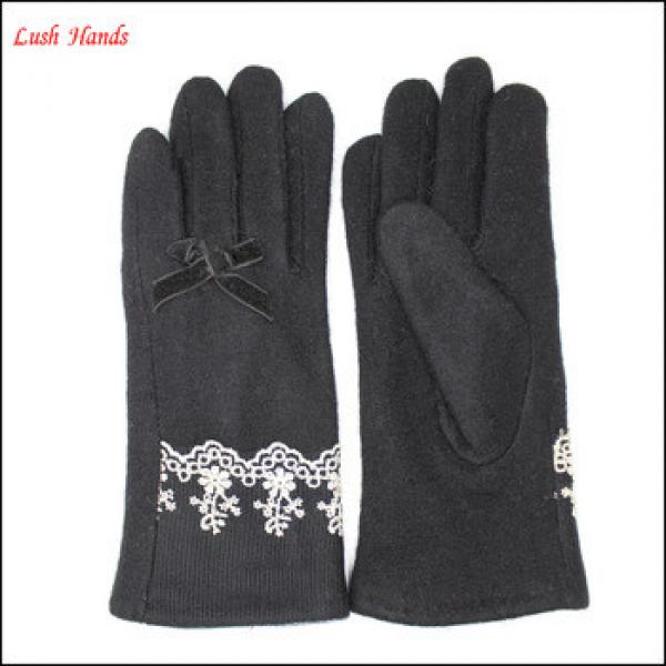 Ladies high-quaity black woolen gloves with lace on wrist for wholesale #1 image