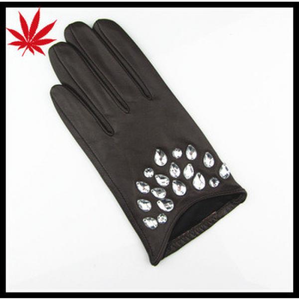 Truly short elegant diamond Ladies leather gloves #1 image