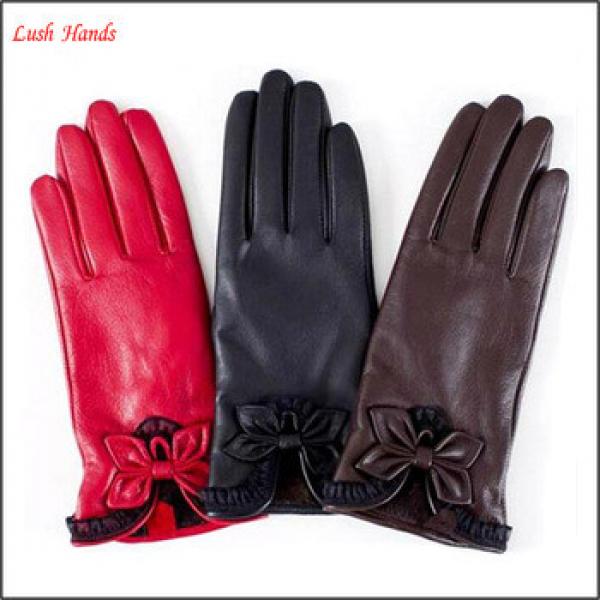 Women&#39;s Silk Lined Plain Hairsheep Leather Gloves with Bow Detail #1 image