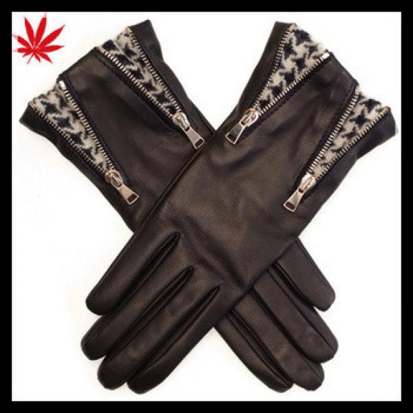Double Zip and Houndstooth Black Leather Gloves for women #1 image