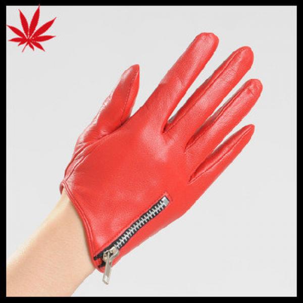 Fashion Red Short Women&#39;s Driving Leather Gloves with chain on the cuff #1 image
